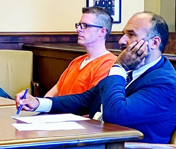 Former police officer pleads guilty to threatening court officials